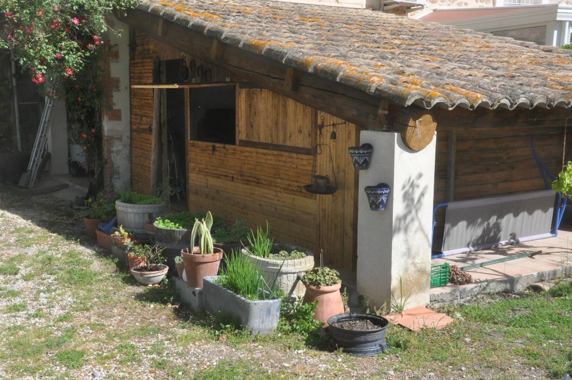 Bed and Breakfast La Ferme De Tonton Jules Et Mame Julia Entraigues-sur-la-Sorgue Esterno foto